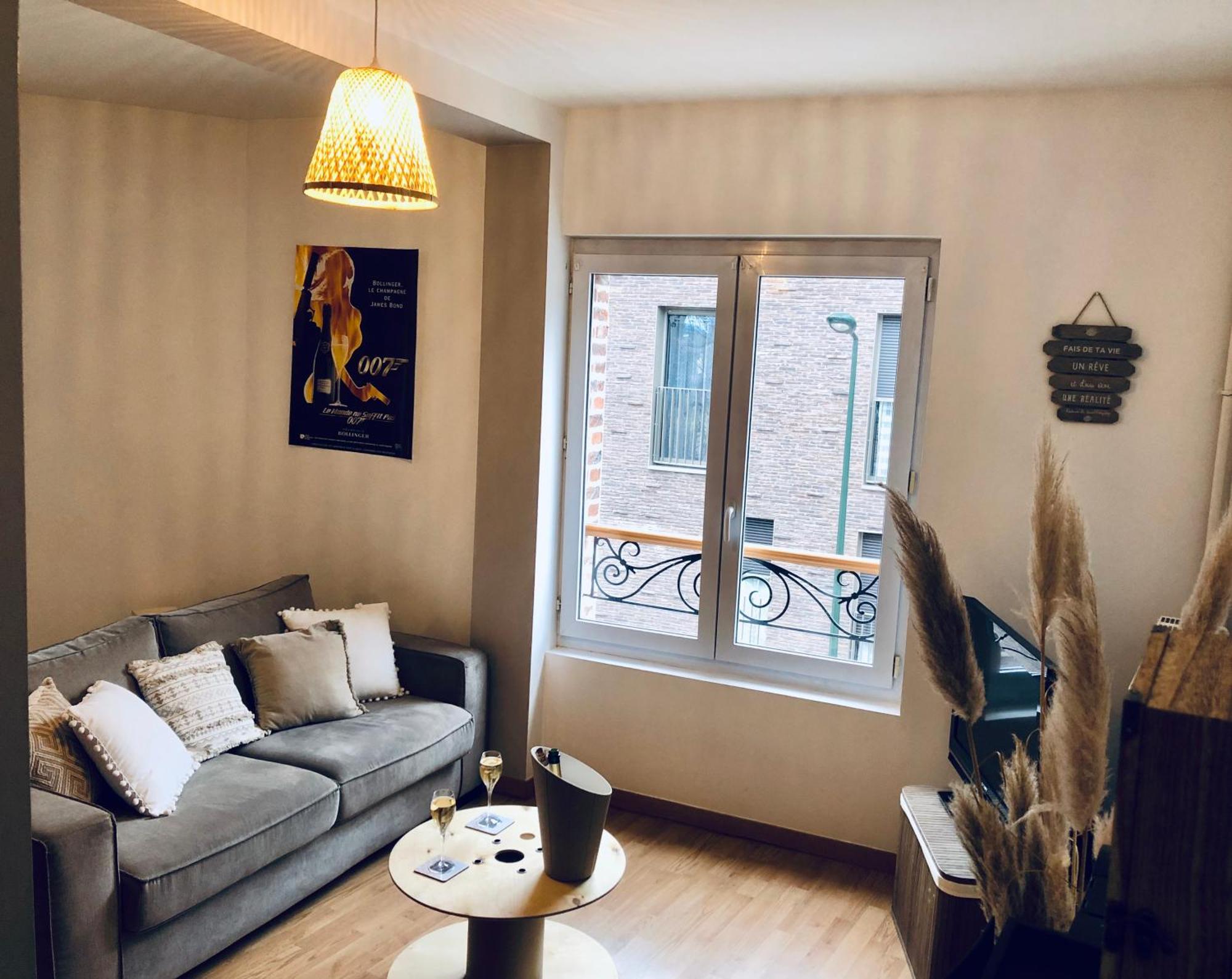 Logement Centre Ville D'Epernay Avec Parking Prive Eksteriør bilde